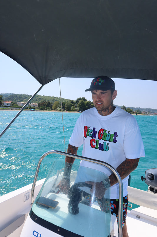 YACHT CLUB
