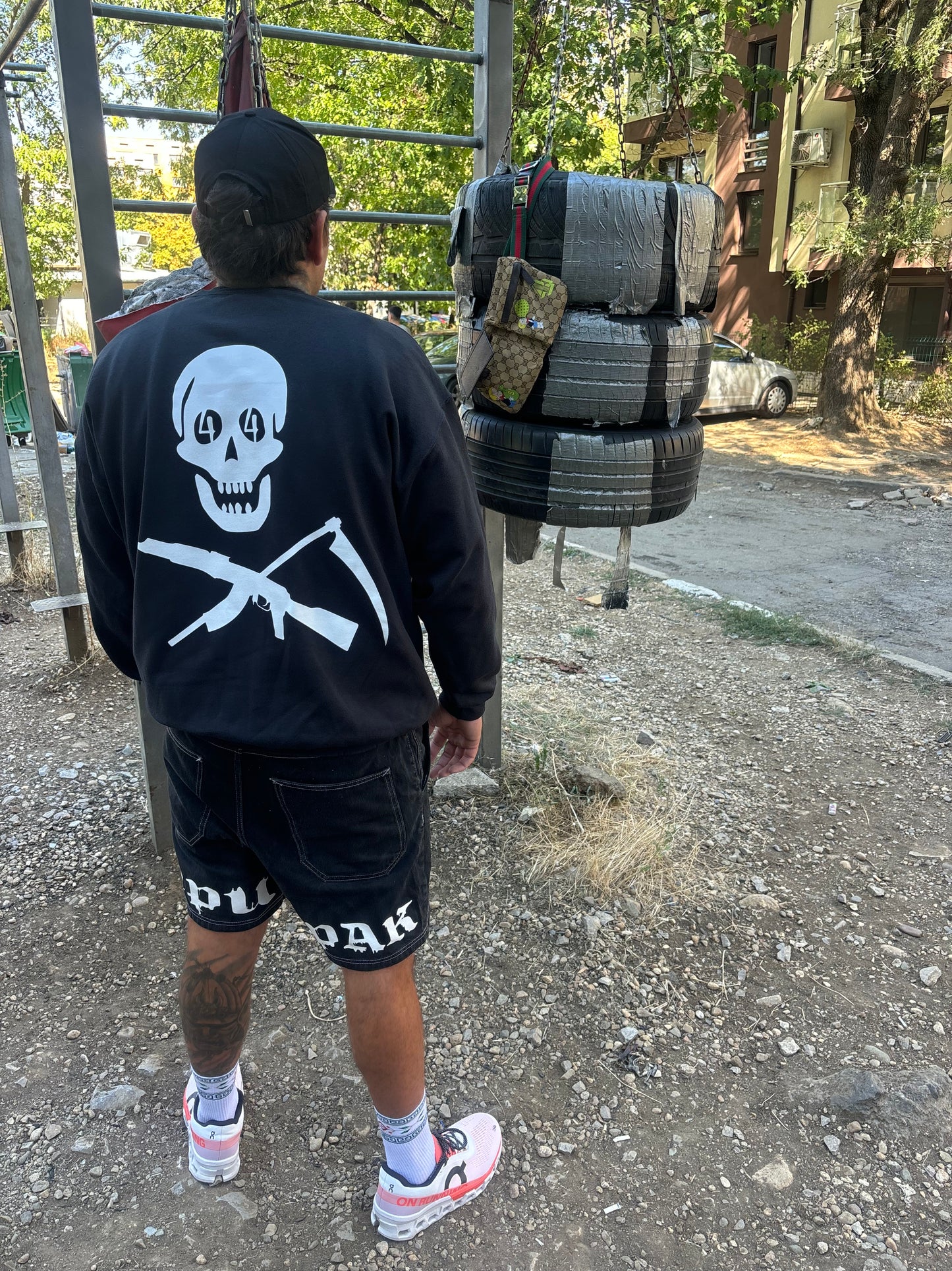 Skull crewneck