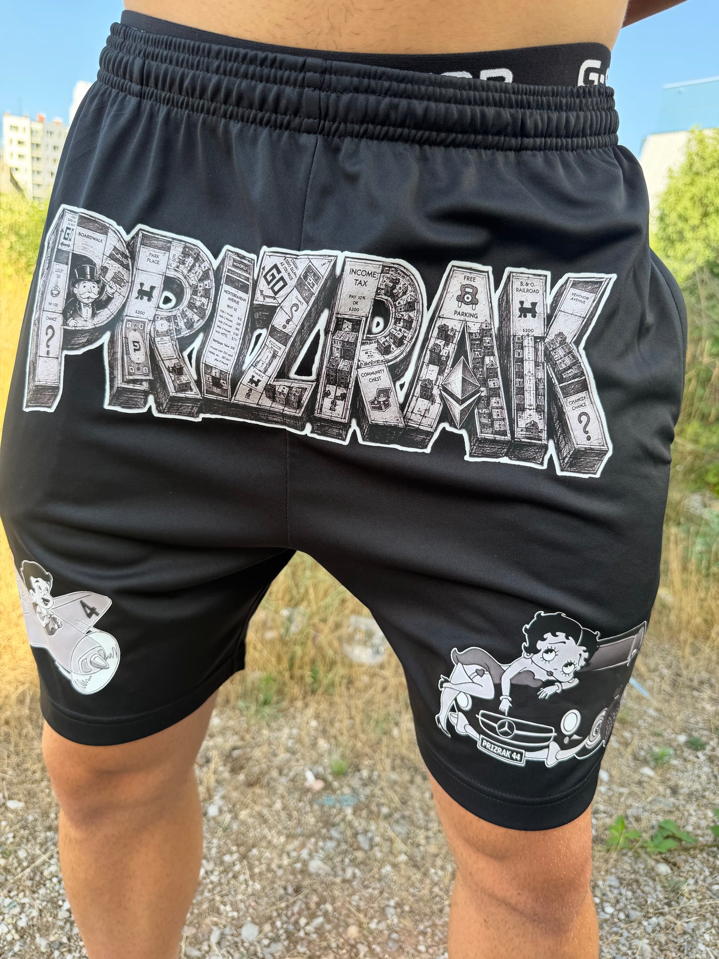 Moneypolis zip shorts 💸